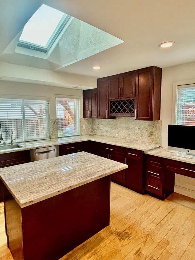 Building Photo - Outstanding Concord/Clayton Border- 5 bed 2.5 bath home with Pool and Hot-Tub and so much more!