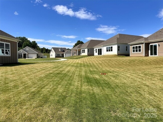 Building Photo - 4709 Anise Cir