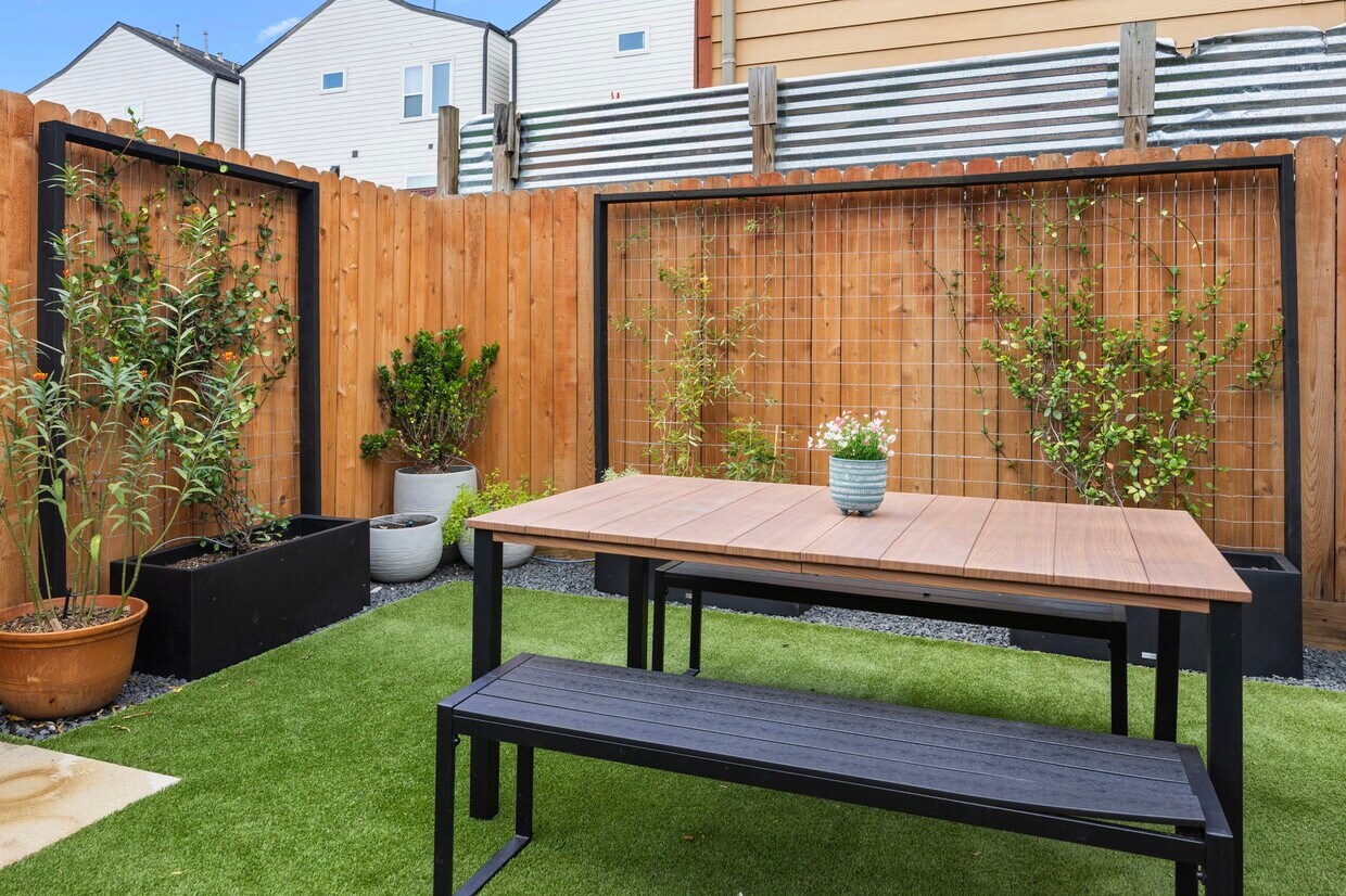 Foto del edificio - 5907 Kiam St