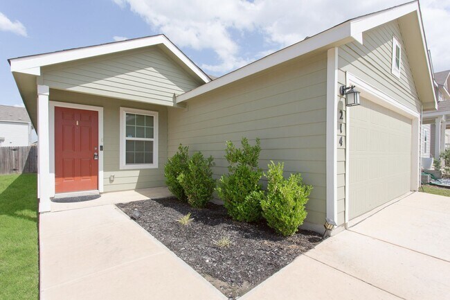 Foto del edificio - Beautiful 4 bedroom home in Rosillo Creek!...
