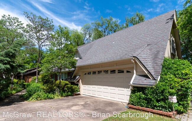 Building Photo - 4 br, 2.5 bath House - 6565 S. Hudson Place