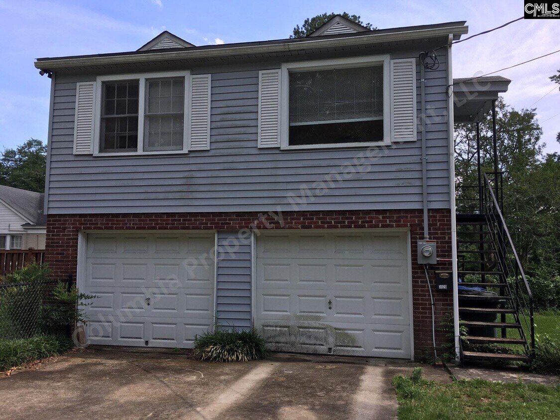 Primary Photo - 3020 Pickett St