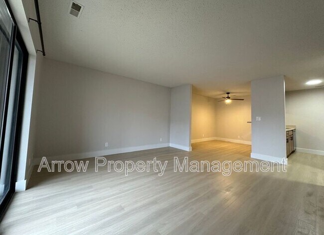 Building Photo - 2354 N 44th St