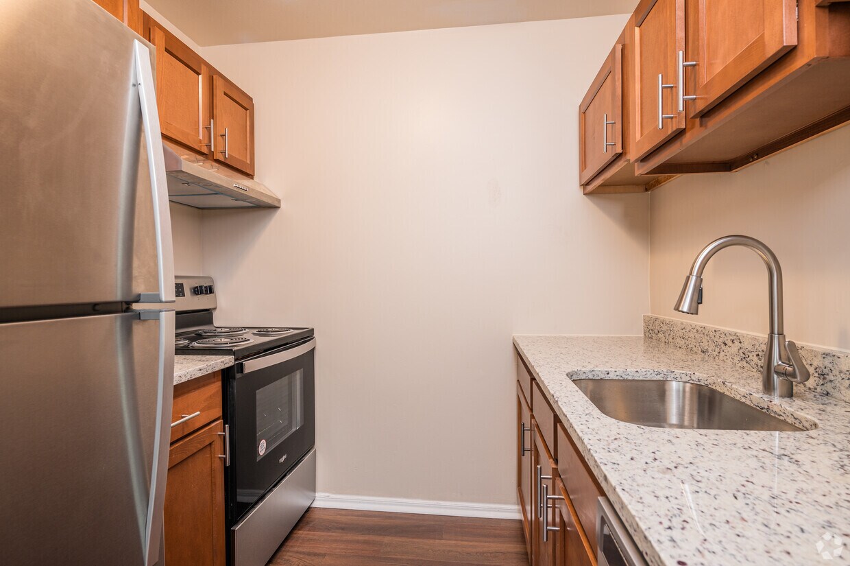 Element Concord Rentals in Saint Louis at 10500 Hackberry Dr Saint