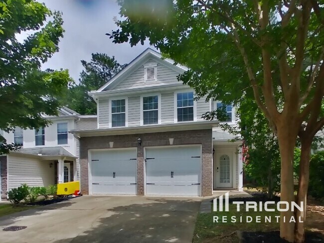 Foto del edificio - 373 Hidden Creek Ln