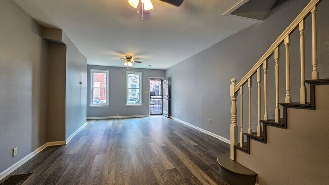 Foto del edificio - 2060 N Franklin St, Philadelphia, PA 19122