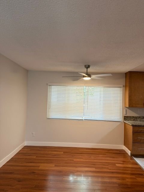 Building Photo - 14925 Sherman Way