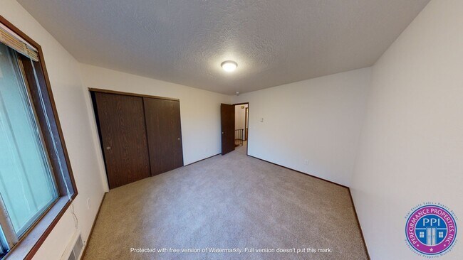 Foto del edificio - mars5701