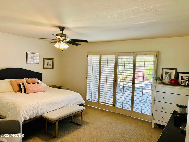 Foto del edificio - 4840 E Fanfol Dr