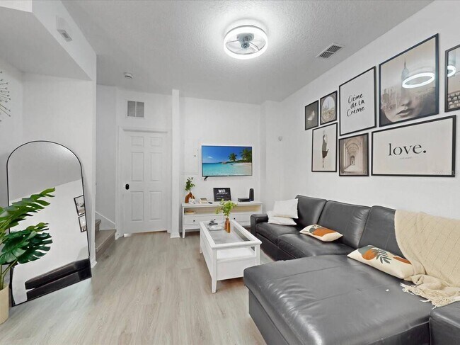 Foto del edificio - 1302 S Beach Cir
