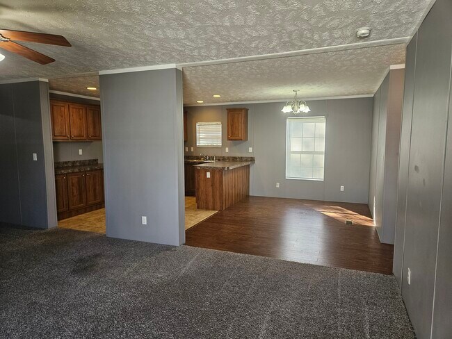 Building Photo - 116 Lynnwood Cir