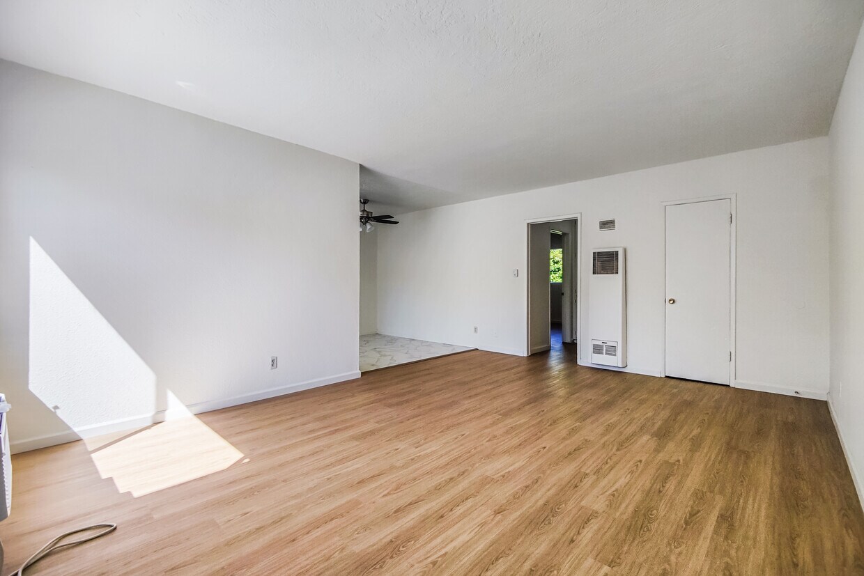 15733 Vanowen St Unit 12, Los Angeles, CA 91406 Apartments in Los Angeles, CA