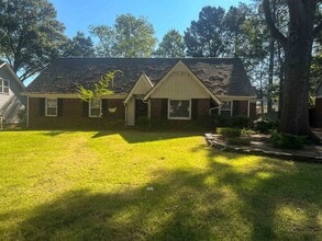Building Photo - 1940 Alder Branch Ln