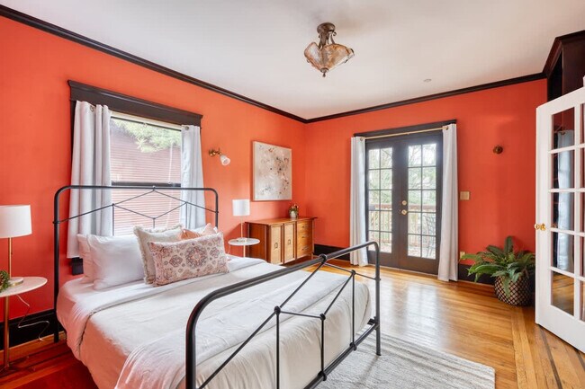 Foto del edificio - 2104 NW Everett St