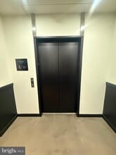 Building Photo - 1128 Walnut St