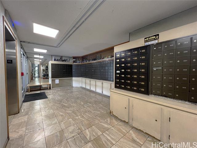 Foto del edificio - 98-099-99 Uao Pl