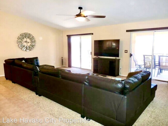 Foto del edificio - 3 br, 2 bath House - 2304 Buckingham Blvd
