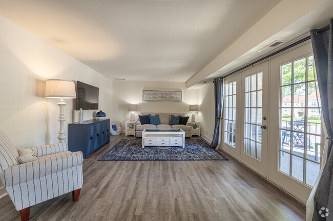 2BR, 2BA - 1,300SF - The Chateau - Living Room - The Brittany Apartments