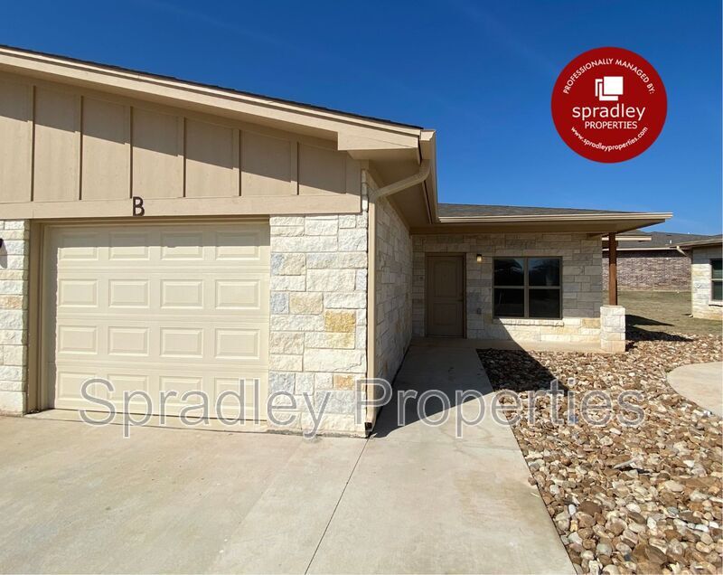 1007 Laurel Dr, Belton, TX 76513 Condo for Rent in Belton, TX