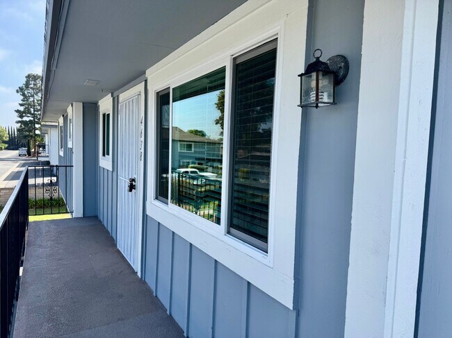 Foto del edificio - 4638 Via Vista Cir