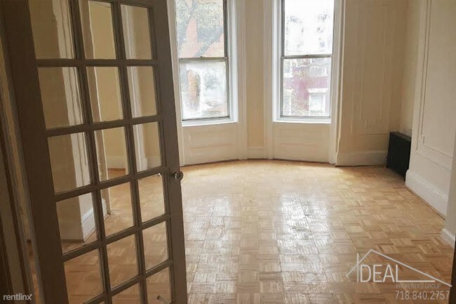 Foto del edificio - 180 8th St