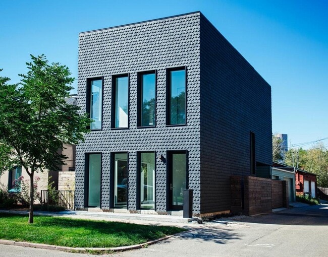 Photo - 1016 30th Street House
