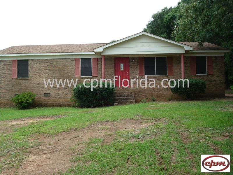 Primary Photo - 101 W Roach Rd