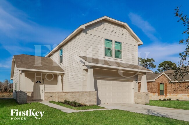 Foto del edificio - 14725 Country Club Dr