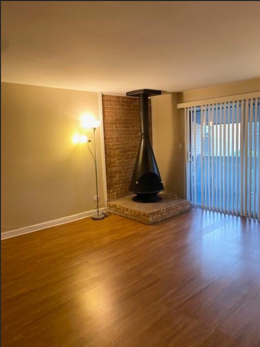 Foto del edificio - 6157 Knoll Way Dr