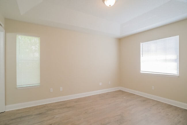 Foto del edificio - 1115 N Brevard St