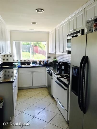 Building Photo - 5 br, 3 bath House - 5273 Rincon Street