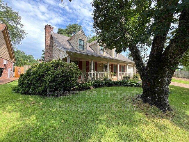 Photo - 1447 Tree Haven Cove House