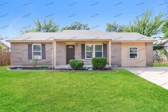 Building Photo - 613 Ramblin Oaks Dr