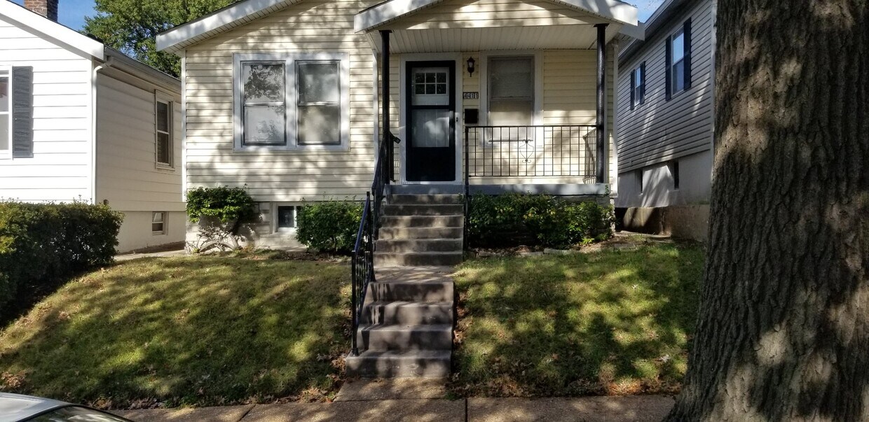 Primary Photo - 4411 Bingham Ave