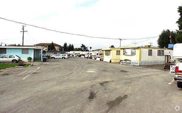 Foto del edificio - Herperian Trailer Park
