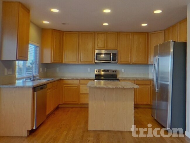 Building Photo - 12254 Pine Valley Cir