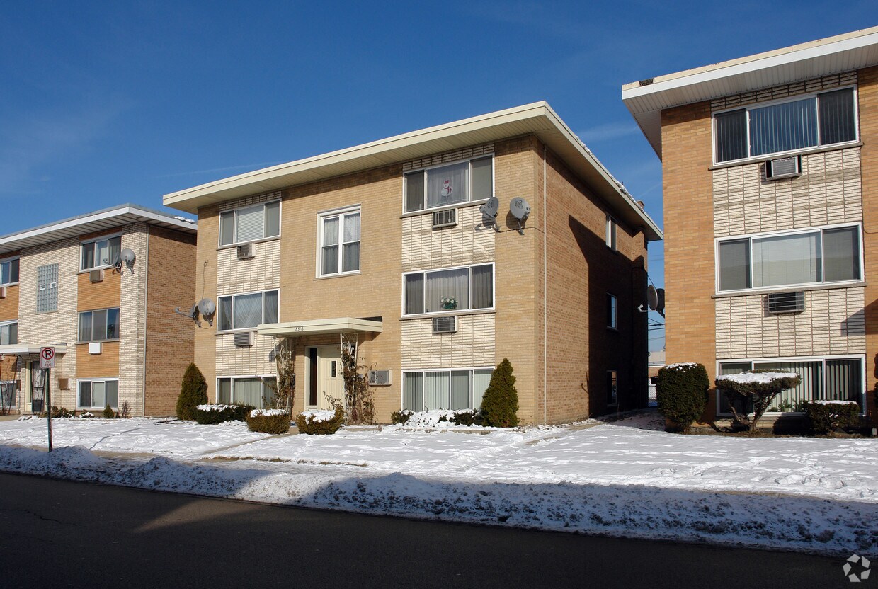 Foto del edificio - 8316 W O'Connor Dr
