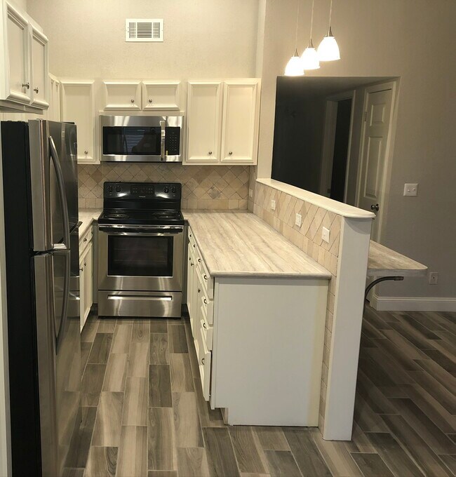 Building Photo - 822 Hardy Springs Cir