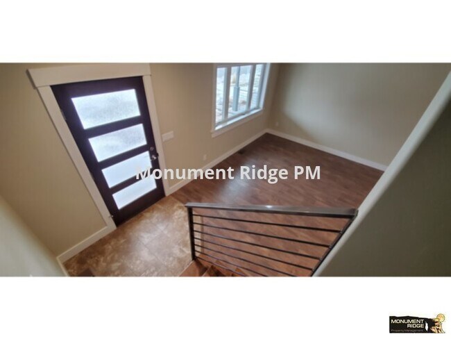 Building Photo - 512 E Harrison Ave