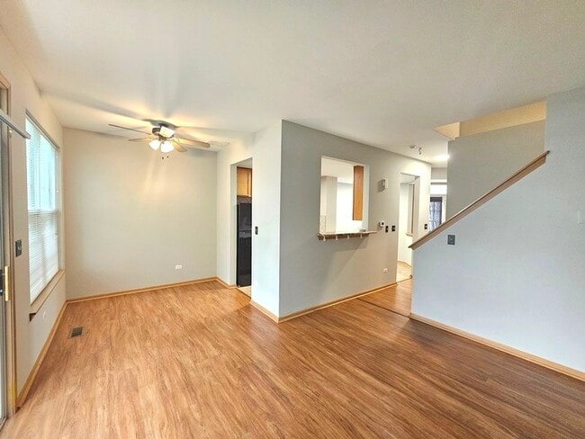 Foto del edificio - 2944 White Thorn Cir
