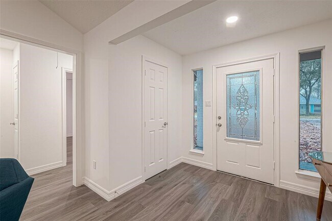 Foto del edificio - 26415 Hunters Hollow Dr