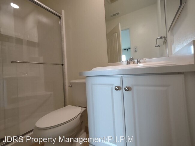 Building Photo - 7 br, 4.5 bath House - 7921 Swiftwater Court