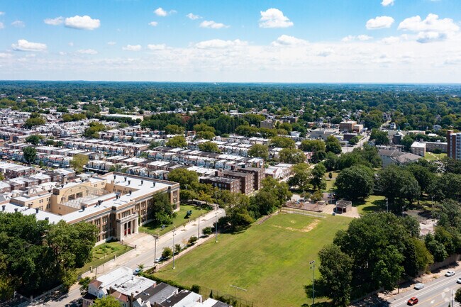 Foto aérea - Oak Lane Court Apartments