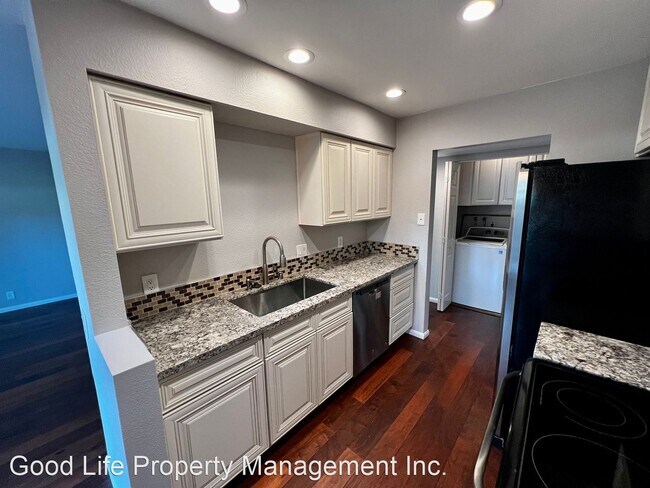Foto del edificio - 2 br, 2 bath House - 4040 Porte La Paz Uni...