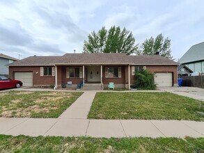 Building Photo - 51 W 1100 S