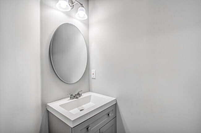 Foto del edificio - Beautiful Home For Rent!