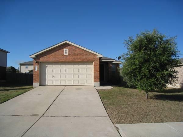 Foto principal - 211 Woodley Rd