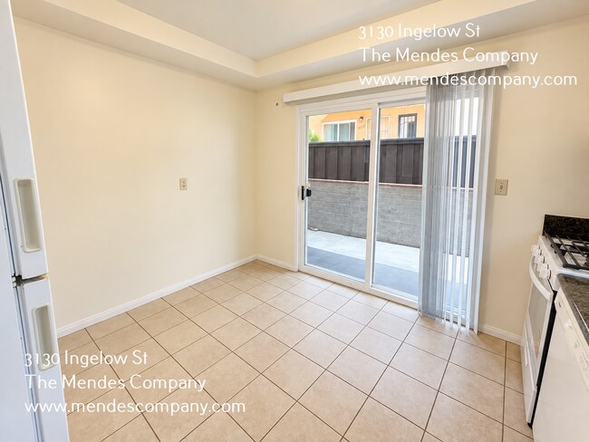 Foto del edificio - 3130 Ingelow St