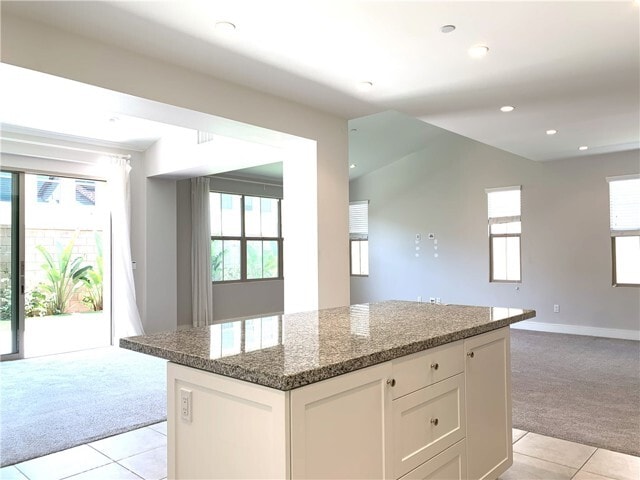 Building Photo - 111 Abalone