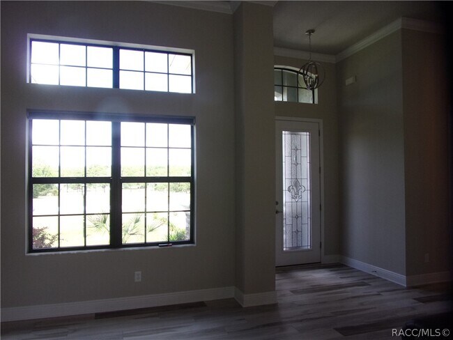 Foto del edificio - 248 E Cumberland Ct